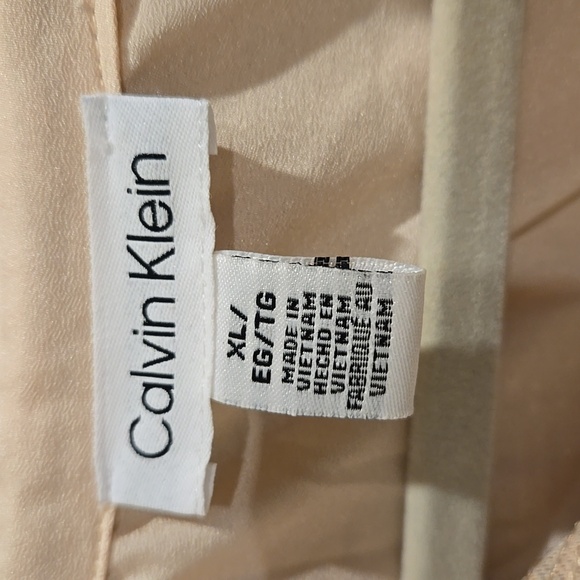 1. NWOT Calvin Klein Sequin Button Front Longsleeve Blouse Champagne Gold - Picture 3 of 4